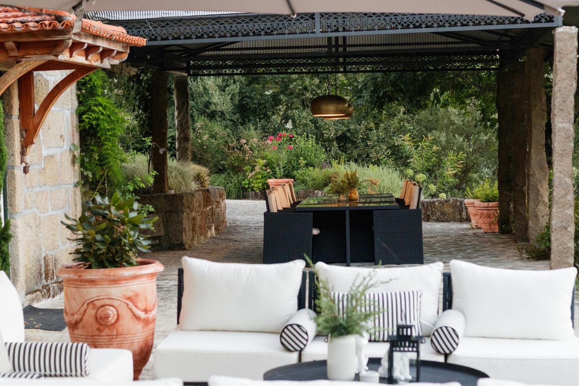 The Fox House - Private Villa & Nature Sao Pedro do Sul Exterior photo